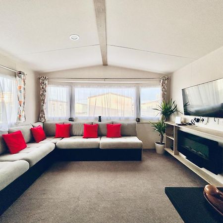 Verbjam 6 Berth Caravan Holiday St Osyth كْلانكتون أون سي المظهر الخارجي الصورة